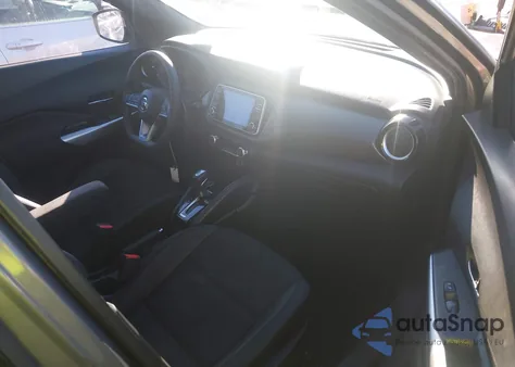 2018 Nissan Kicks Sv from USA, damaged, VIN 3N1CP5CU0JL521814